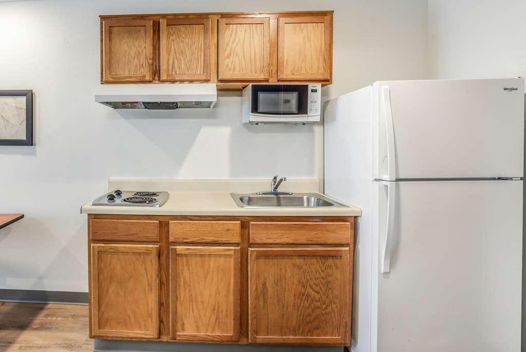 Extended Stay America Select Suites - Tallahassee - East Rom bilde
